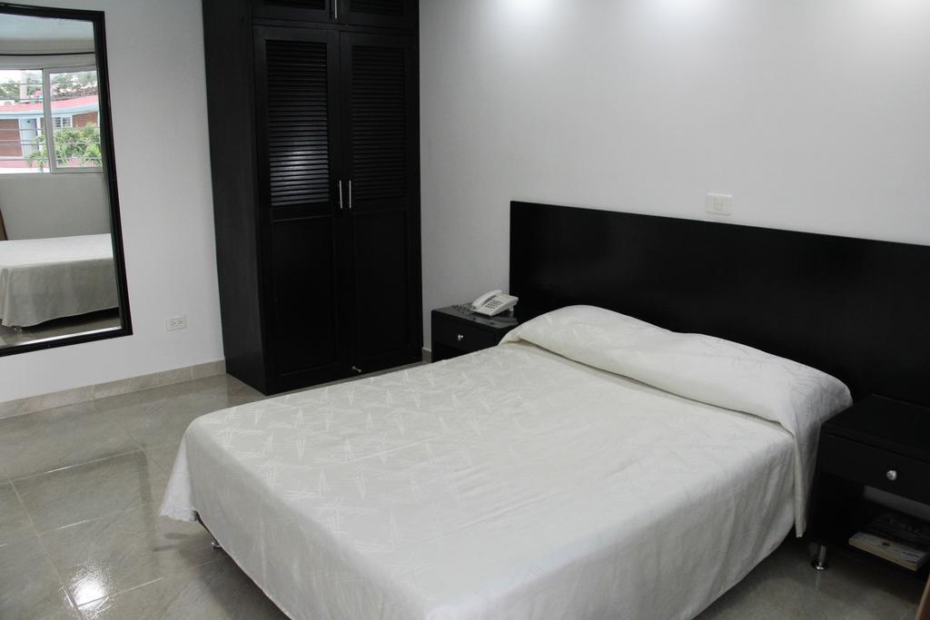 Hotel La Luna Santiago de Cali Exterior foto